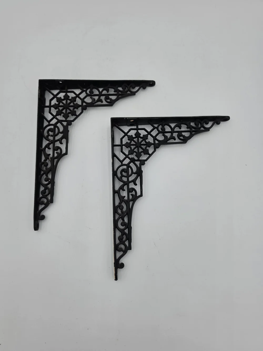 Ornate Black Metal Shelf Brackets – Set of 2